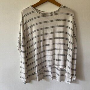 Newbury Custom Top Womens XL Long Sleeve White Striped Sweater Minimalist